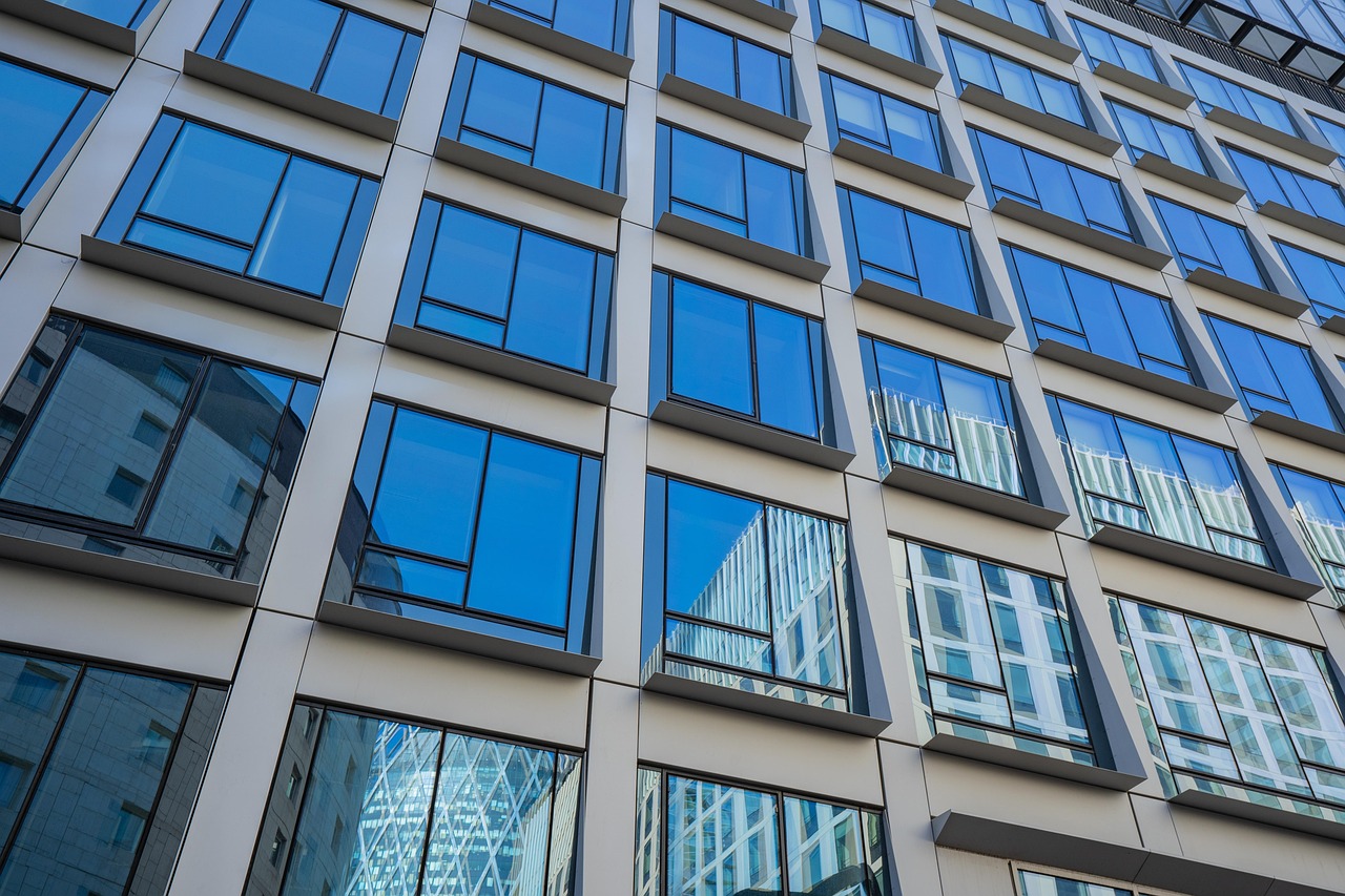 Select commercial project